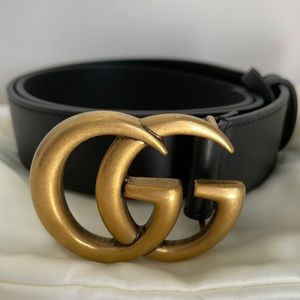 Authentic Brand New Gucci Black Leather Belt Double G Buckle